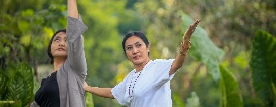 Embark on a Journey of Holistic Well-being with Qi Gong Under the Expert Guidance of Vony Dewi.