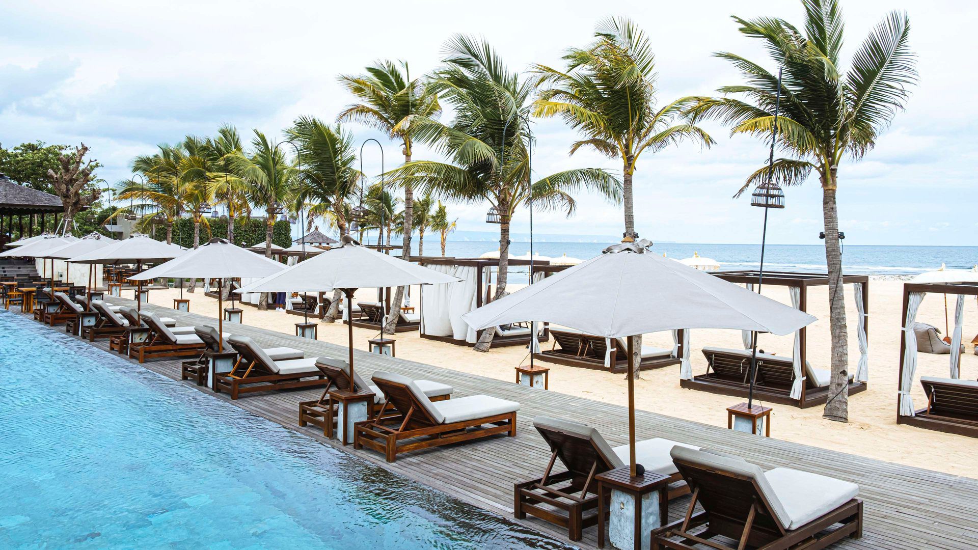 Escape to Paradise: Discover Asia’s Most Luxurious Beach Resorts with Exclusive Beach Clubs