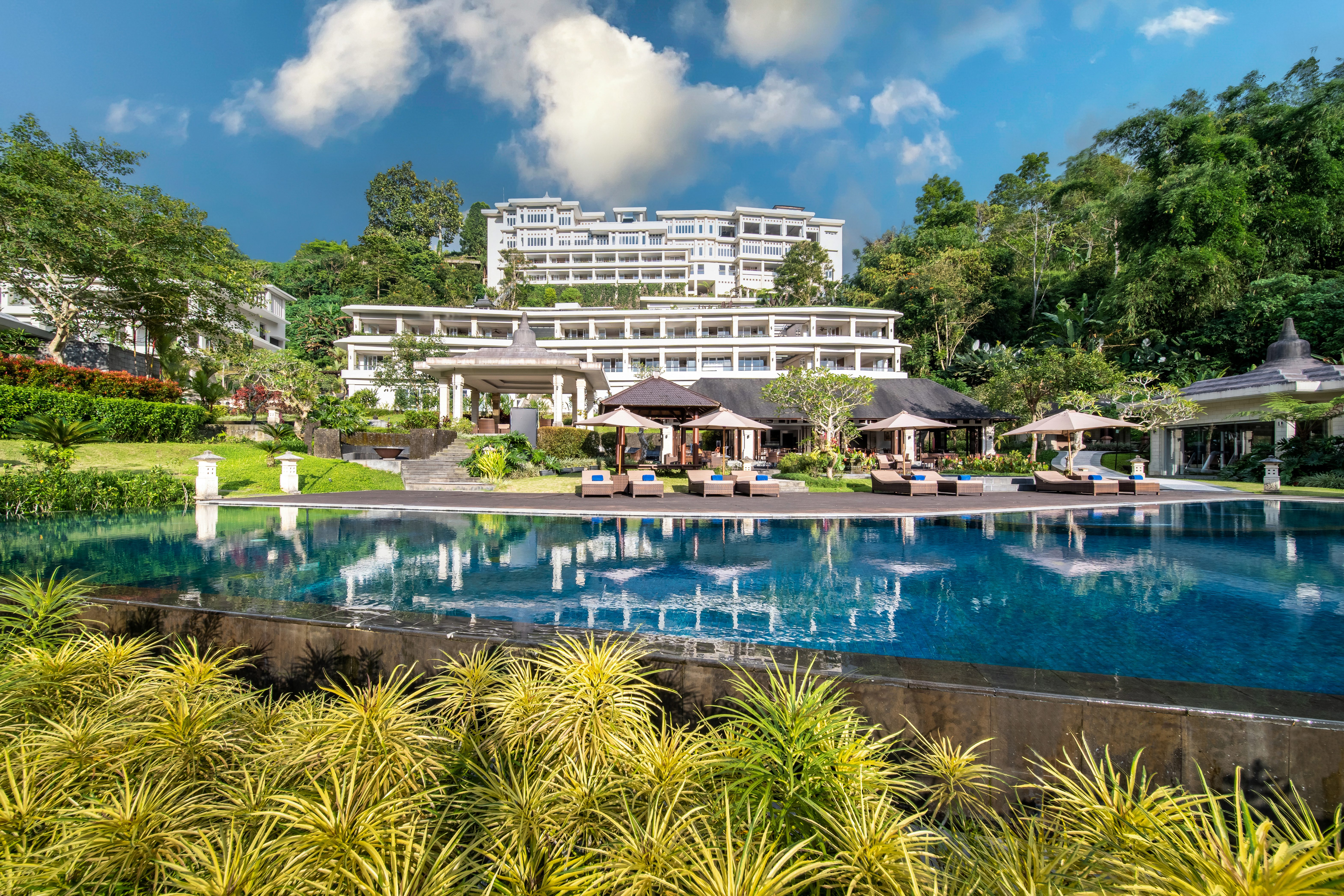 Highland Harmony: Where Family Time Finds Its Rhythm at Homm Saranam Baturiti