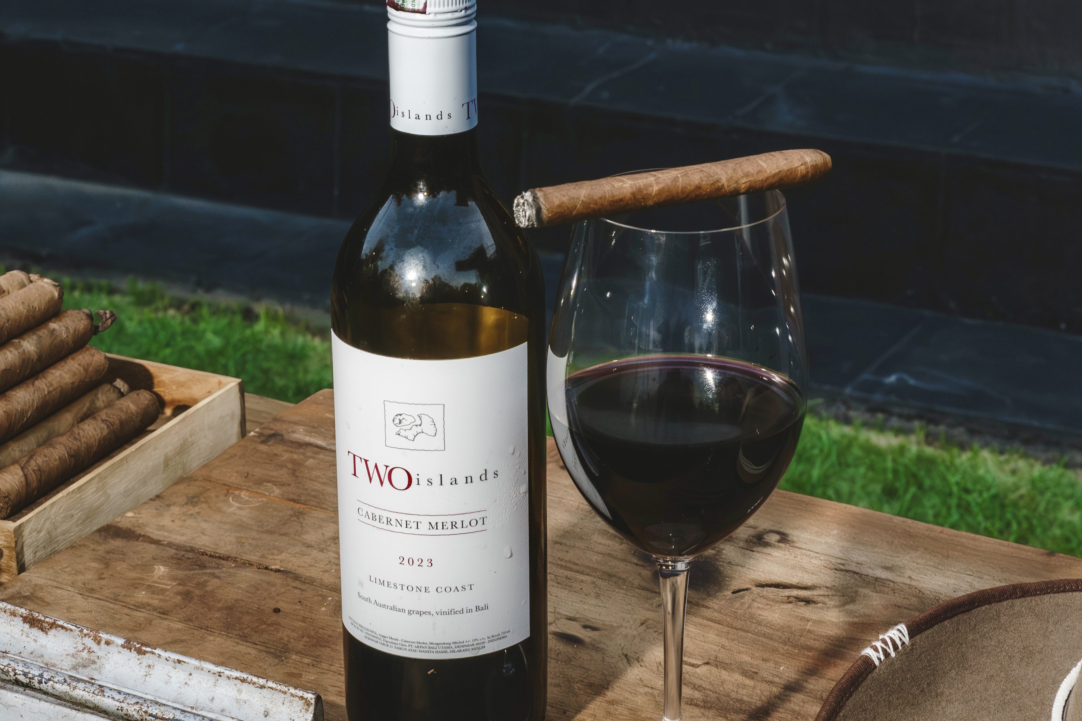 Savor the Art of Indulgence: An Unforgettable Evening of Wine, Cigars, and Culinary Craft at Pullman Bali Legian Beach